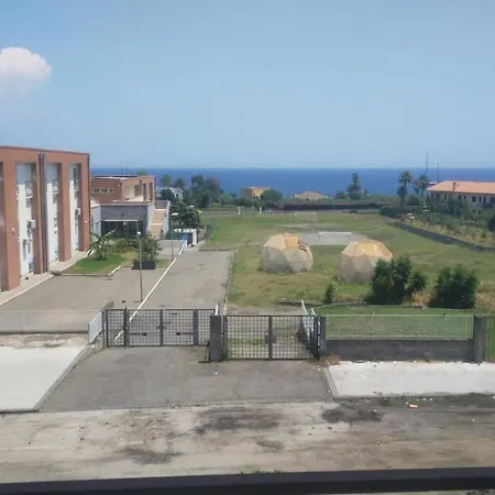 A Casa Di Sarina Feriehus Riposto